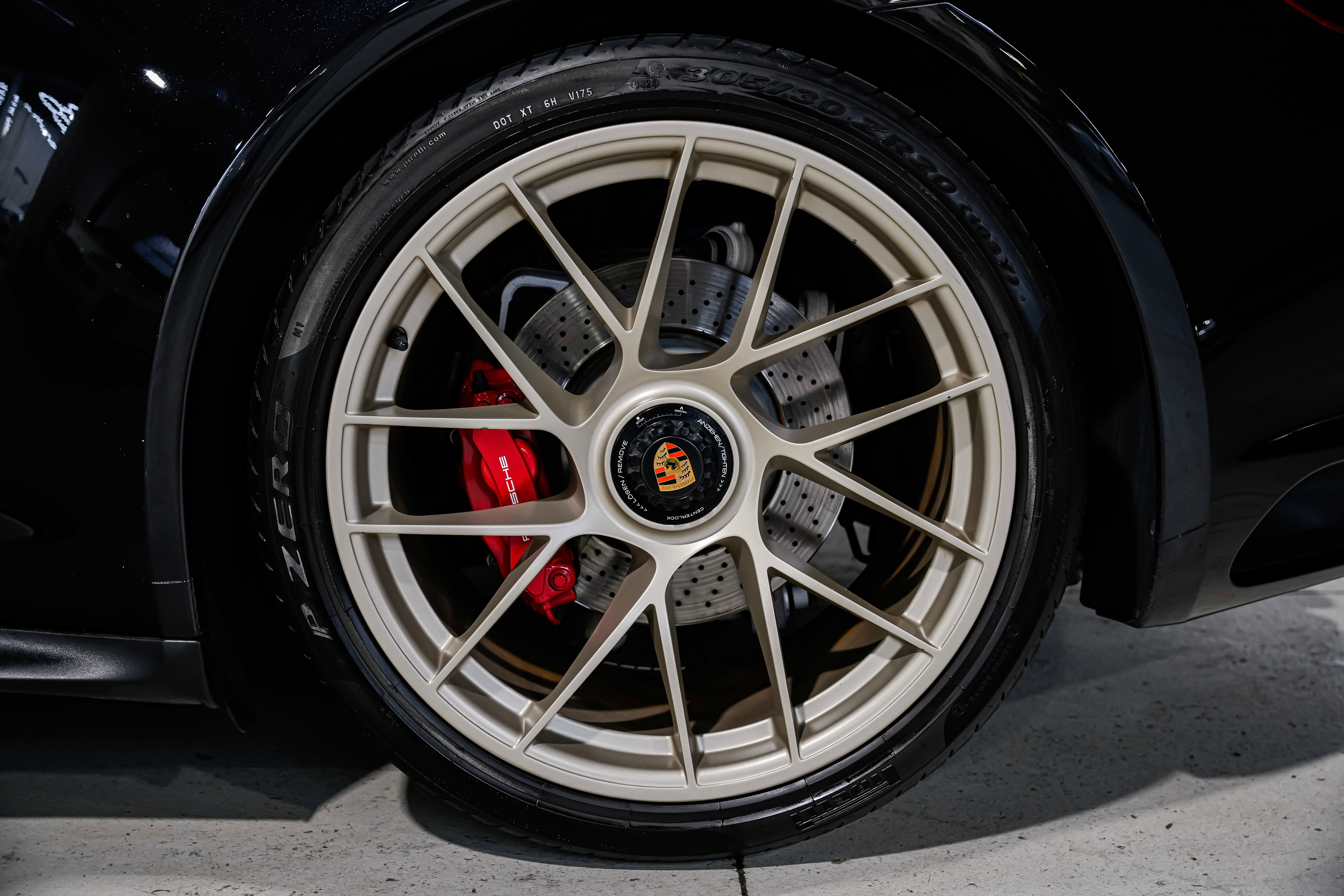 Used 2018 Porsche 911 Carrera GTS image 41