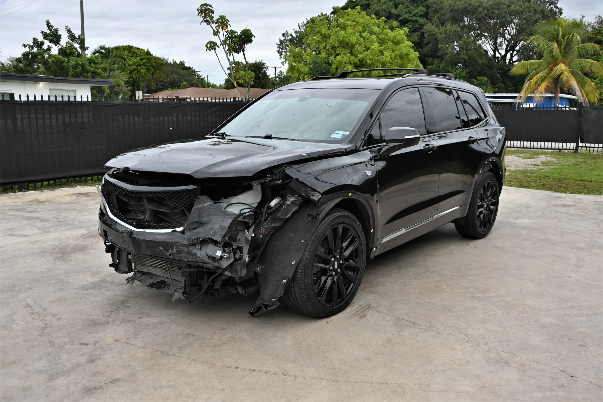 Used 2020 Cadillac XT6 Sport w/ Platinum Package AWD/4WD image 2