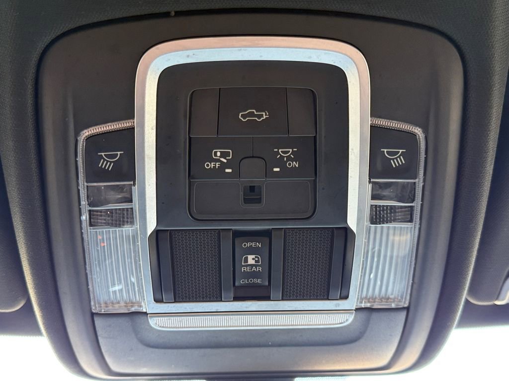 Used 2020 RAM 1500 Laramie w/ Sport Appearance Package AWD/4WD image 20