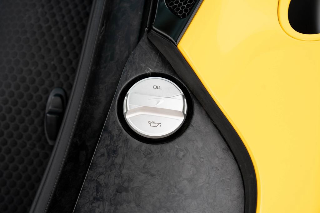 Used 2023 McLaren GT image 42