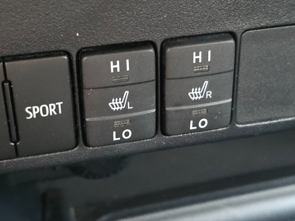 Used 2013 Toyota RAV4 Limited AWD/4WD image 31