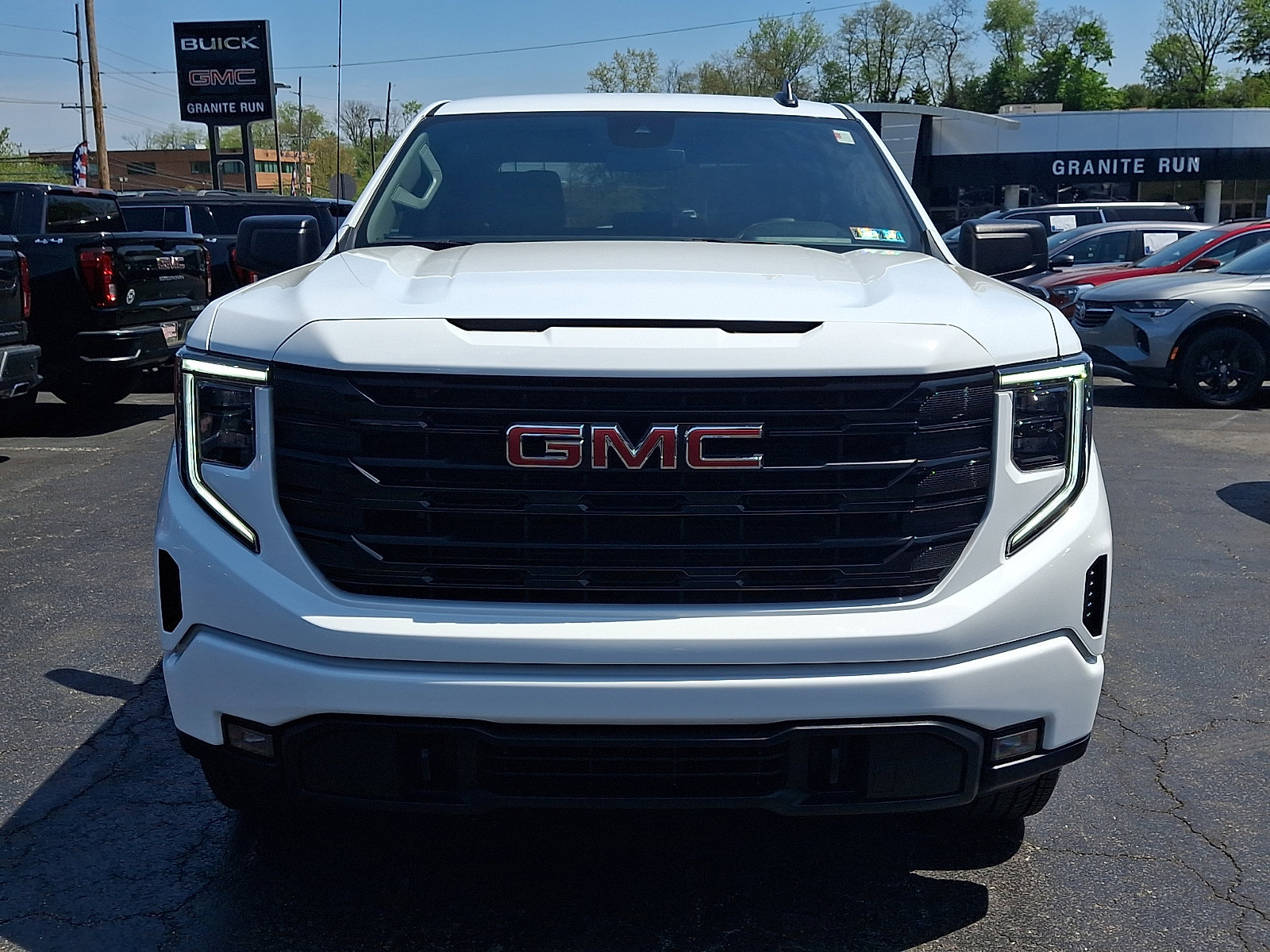 Used 2026 GMC Sierra 1500 Elevation AWD/4WD image 2