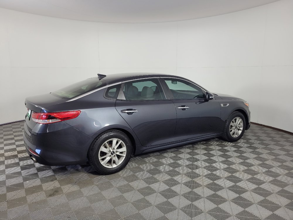 Used 2017 Kia Optima LX FWD image 10