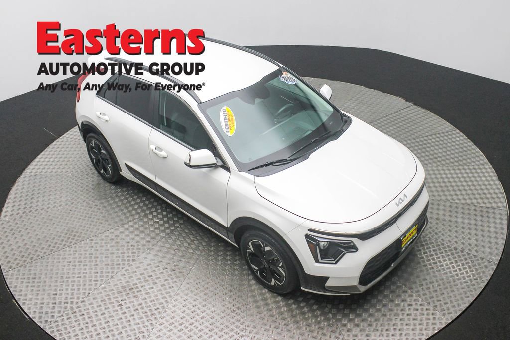 Used 2024 Kia Niro Wind w/ Wind Preserve Package image 3