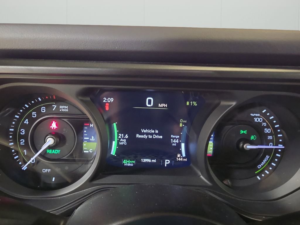 Certified 2025 Jeep Wrangler Unlimited Sahara image 21