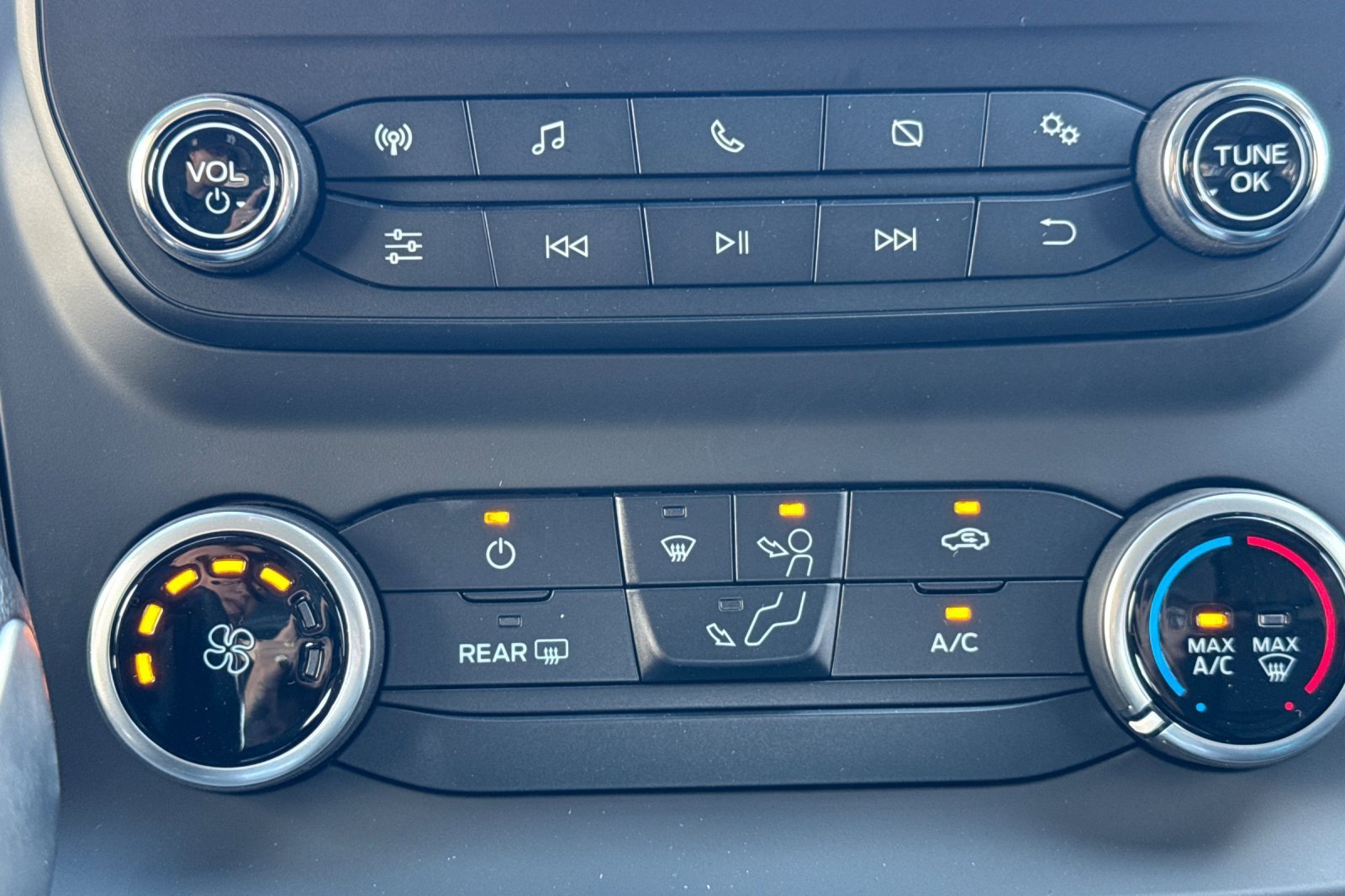 New 2025 Ford Transit 250 Low Roof w/ Upfitter Package image 19