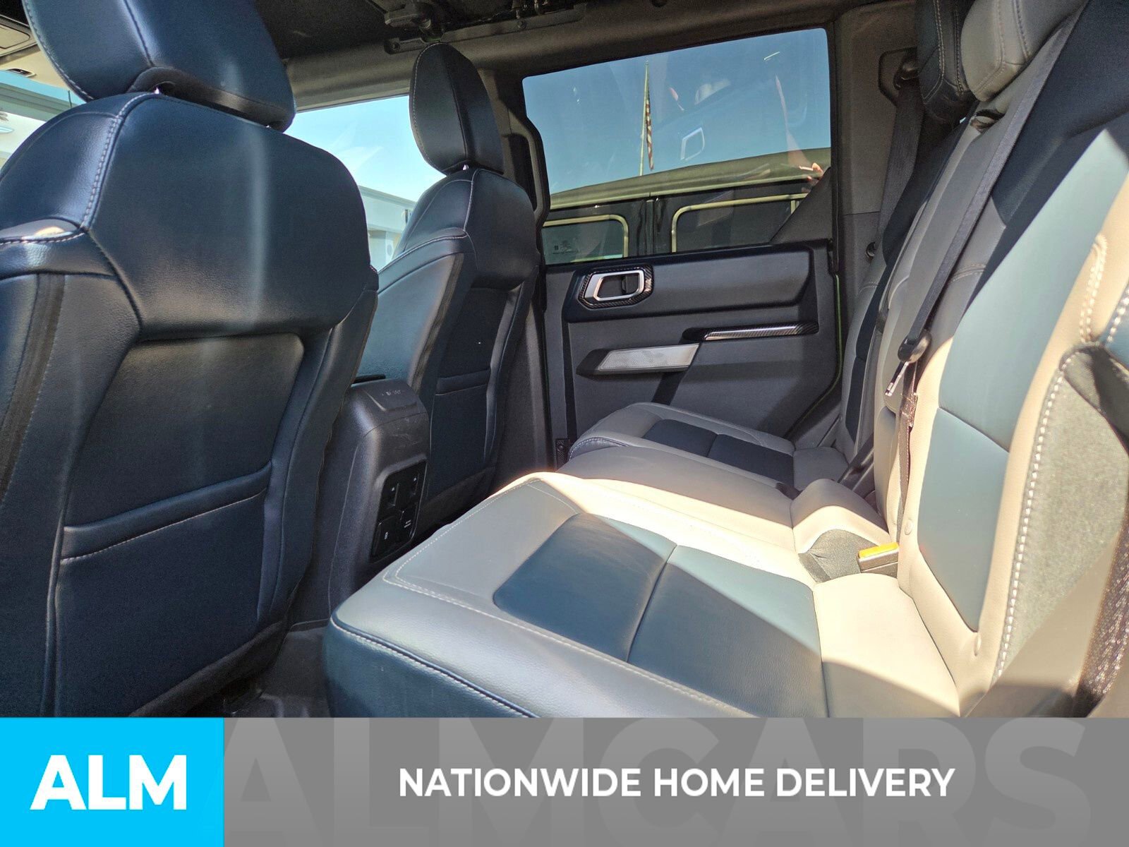 Used 2023 Ford Bronco Outer Banks image 5