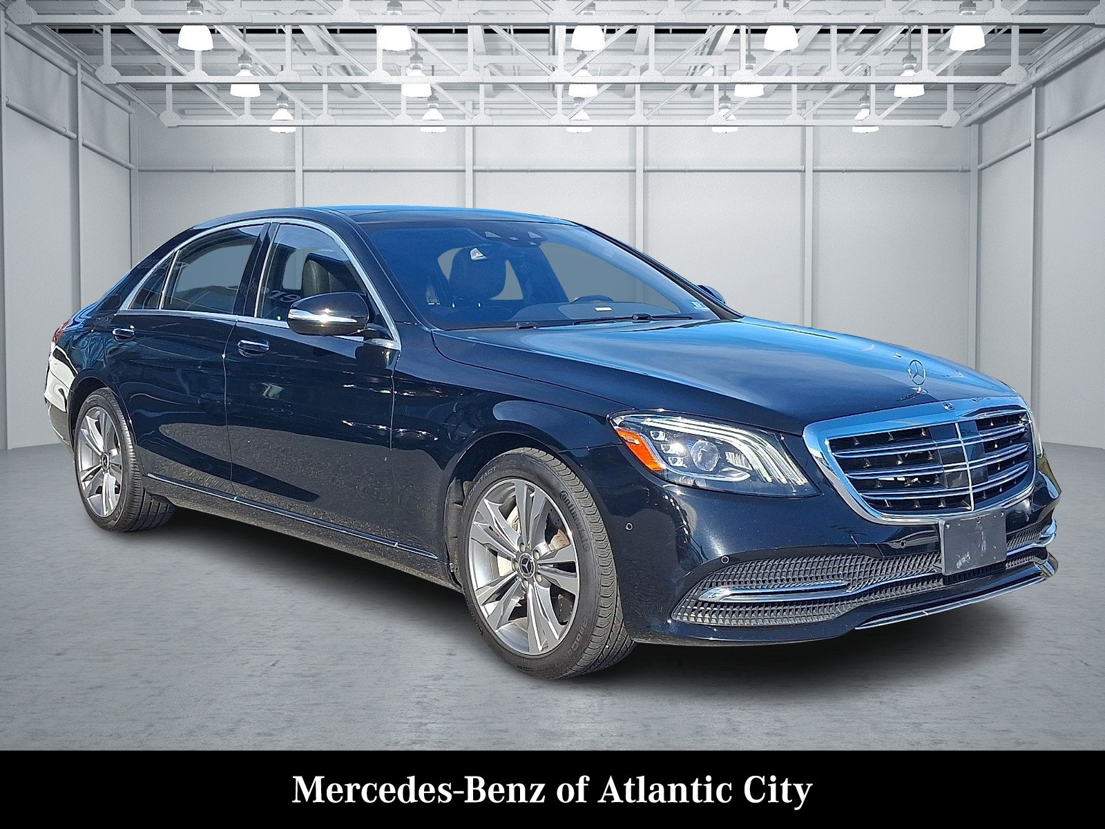 Used 2020 Mercedes-Benz S 560 4MATIC Sedan image 1