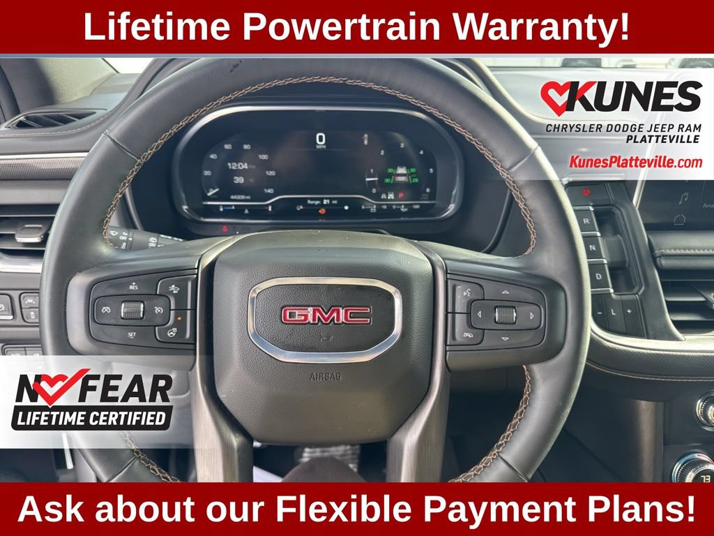 Used 2024 GMC Yukon AT4 AWD/4WD image 32