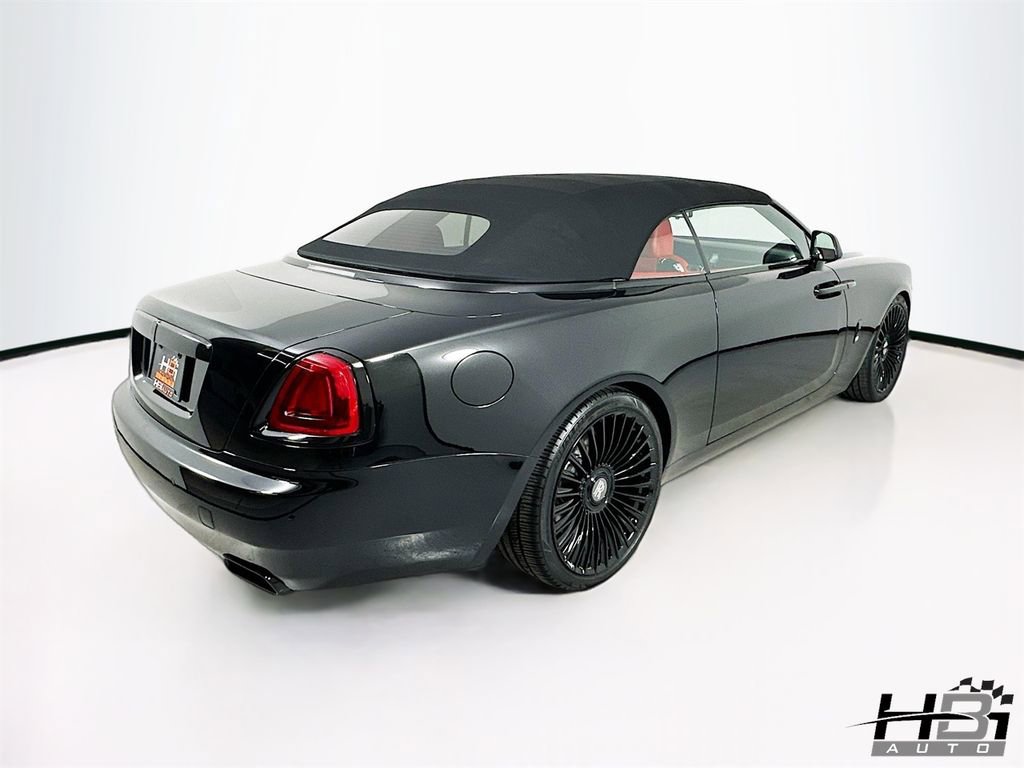 Used 2018 Rolls-Royce Dawn RWD image 6
