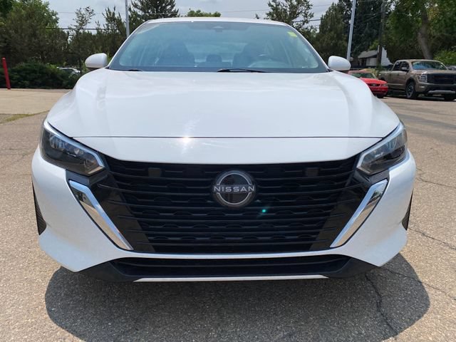 Used 2025 Nissan Sentra SV FWD image 8