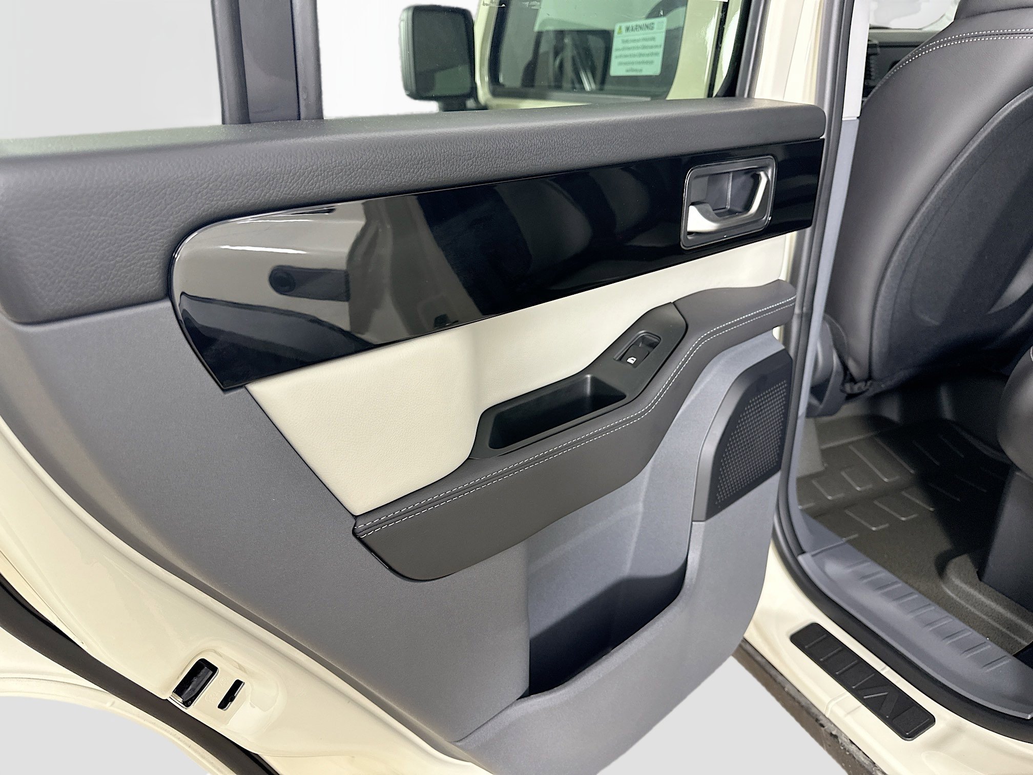 New 2025 INEOS Grenadier Fieldmaster Edition image 35