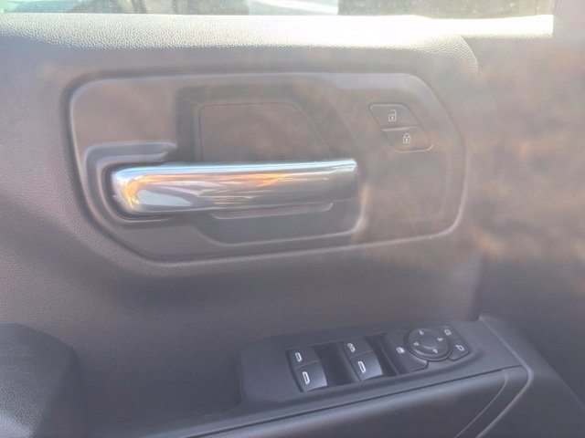 New 2026 Chevrolet Silverado 1500 Custom AWD/4WD image 7