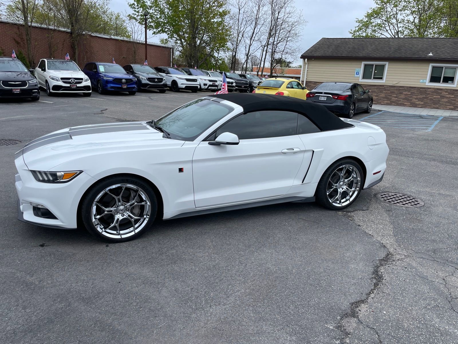 Used 2015 Ford Mustang GT Premium image 35