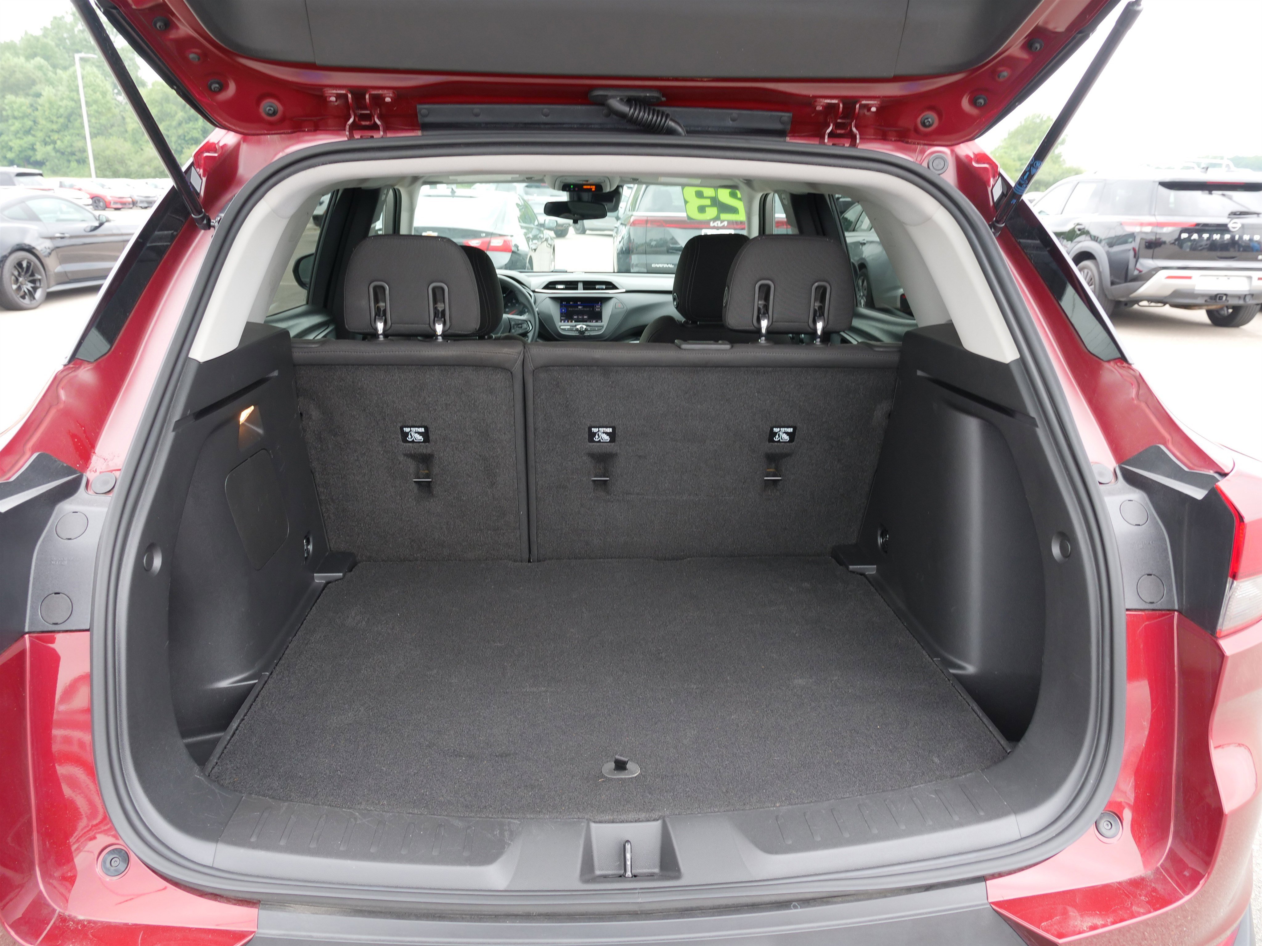 Used 2023 Chevrolet TrailBlazer LT image 12