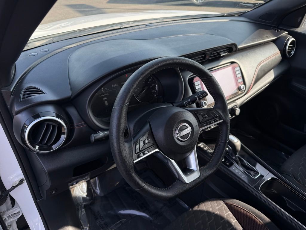 Certified 2023 Nissan Kicks SR w/ Interior Electronics Package image 18