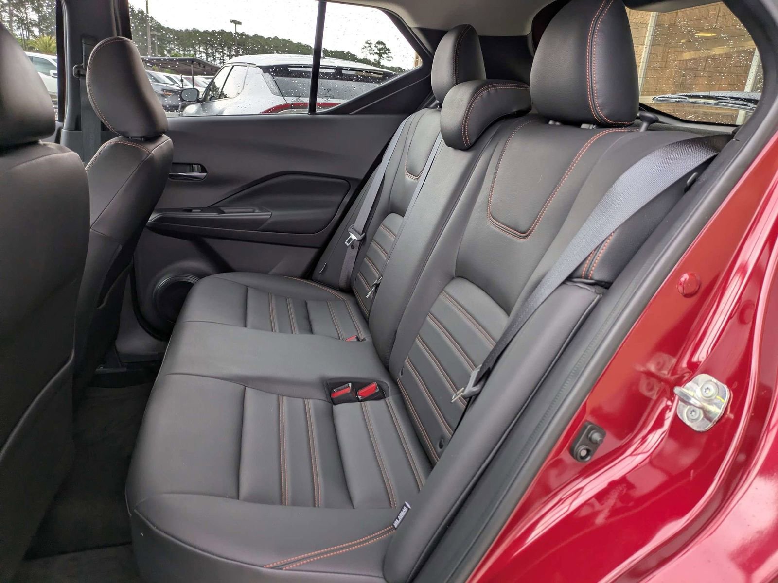 Used 2020 Nissan Kicks SR w/ SR Premium Package FWD image 8