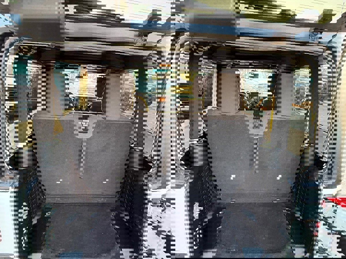 Used 2018 Jeep Wrangler Sport image 10