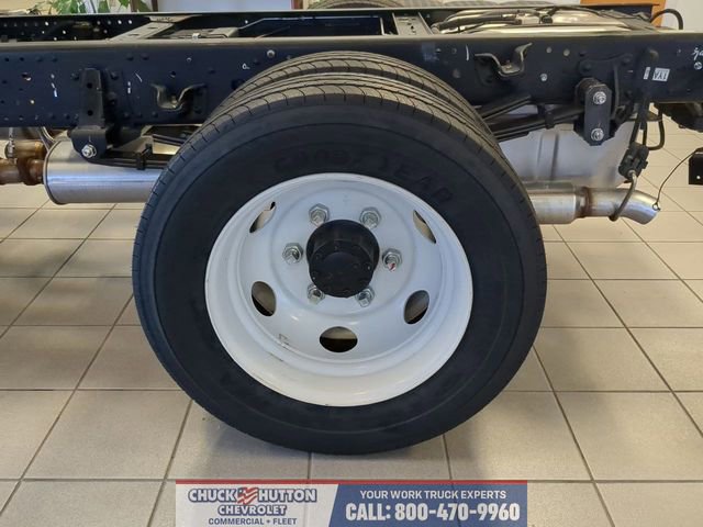 New 2024 Chevrolet Low Cab Forward image 17