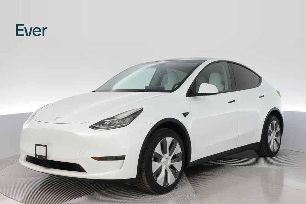 Used 2023 Tesla Model Y Long Range AWD/4WD image 2