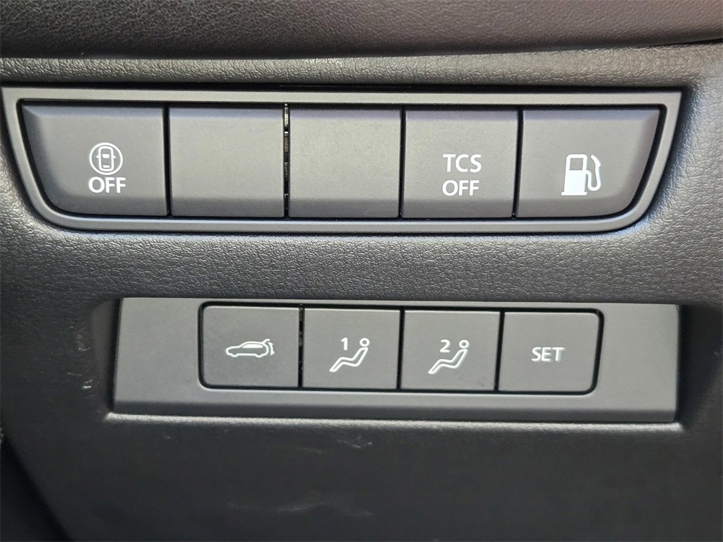 Certified 2025 MAZDA CX-50 AWD 2.5 Hybrid w/ Premium Pkg image 26