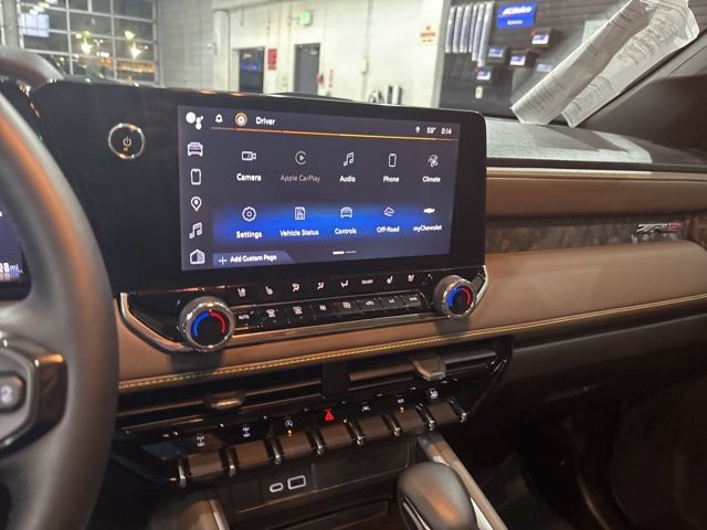 Used 2023 Chevrolet Colorado ZR2 w/ ZR2 Convenience Package III image 23