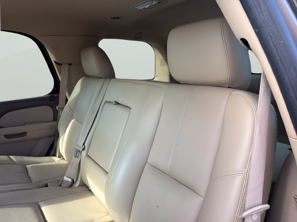 Used 2011 Chevrolet Tahoe LT w/ Texas Edition RWD image 29