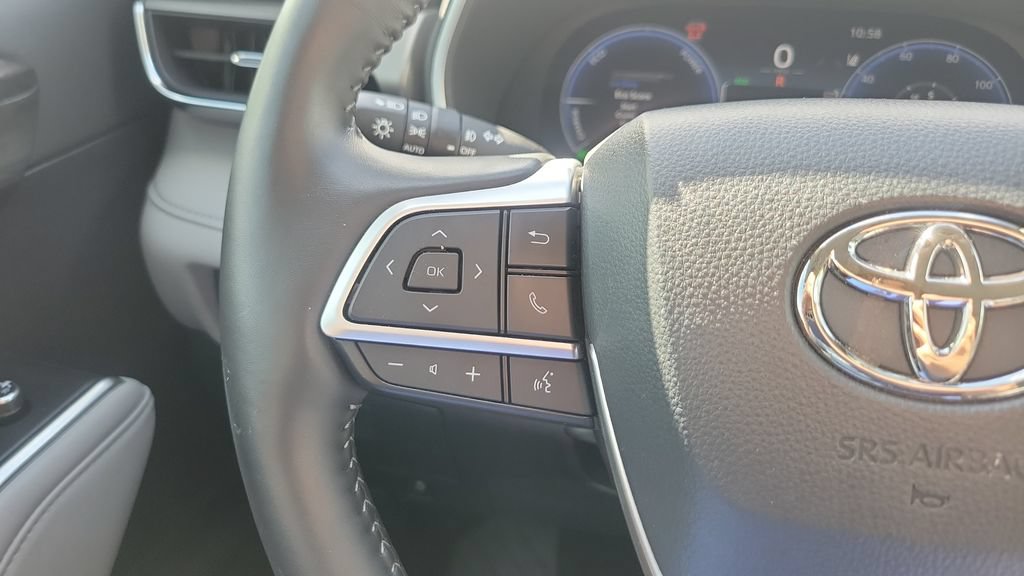 Certified 2026 Toyota Highlander Limited AWD/4WD image 20
