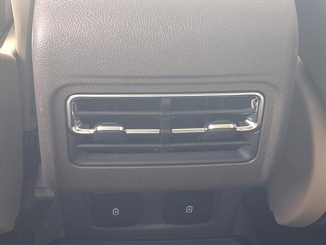 Certified 2024 Lincoln Corsair AWD w/ Equipment Group 101A image 10