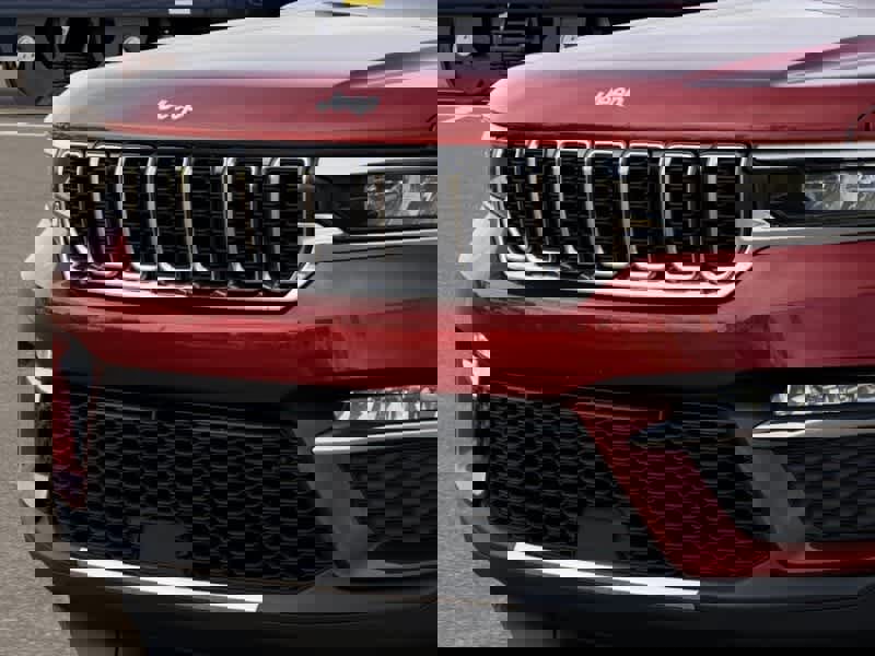 New 2025 Jeep Grand Cherokee Limited image 7