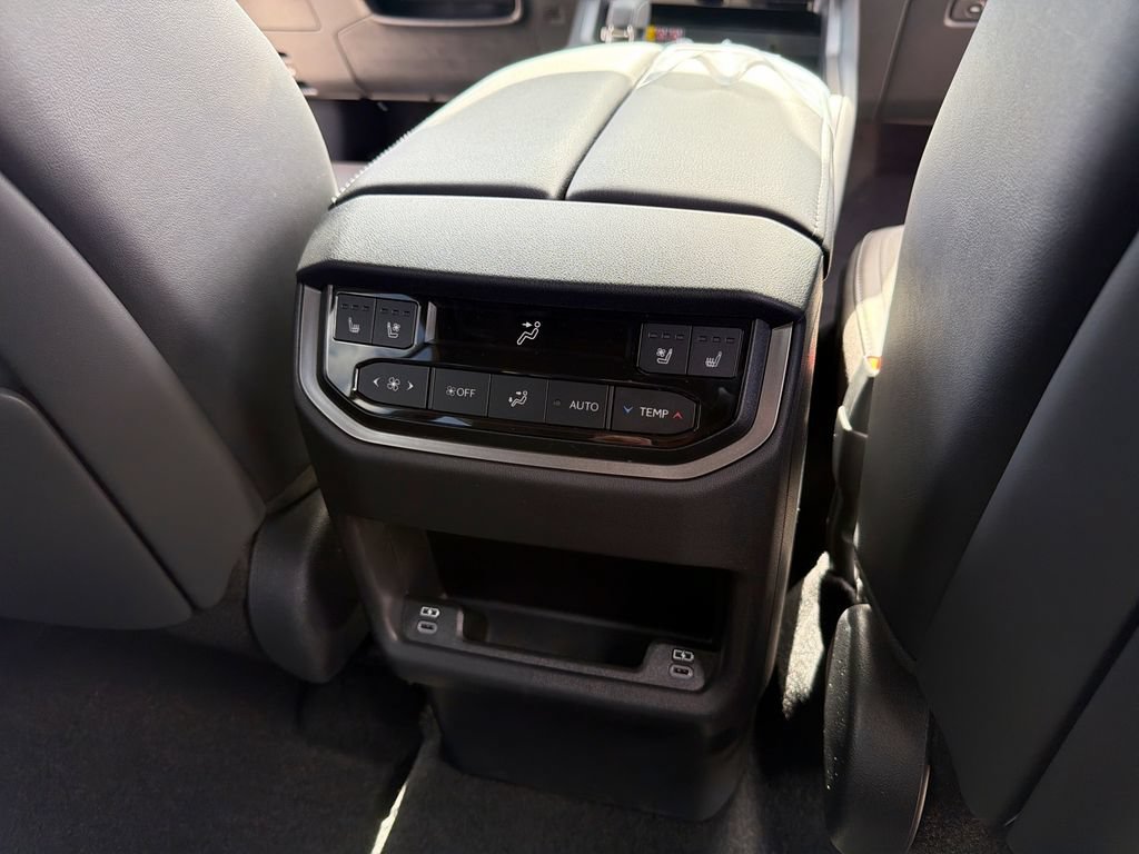 New 2026 Lexus TX 350 AWD image 18