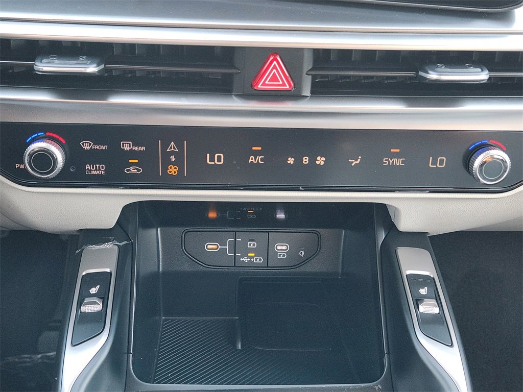 New 2026 Kia Sorento S image 14
