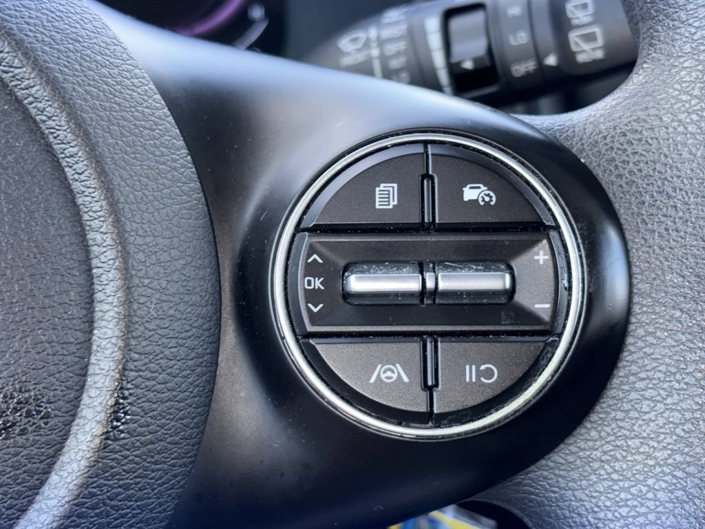 Used 2024 Kia Soul LX w/ Option Group 015 FWD image 12