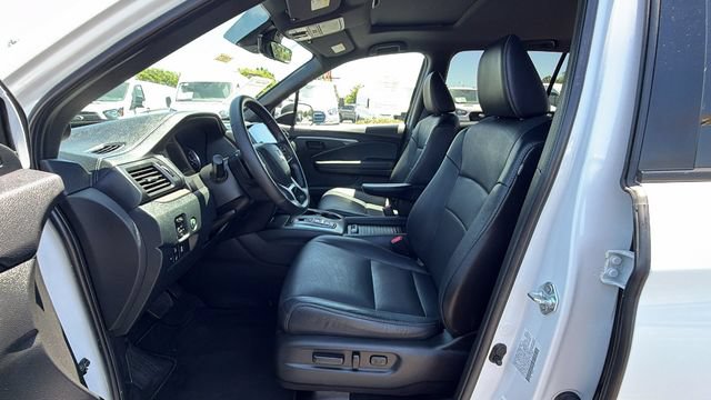 Used 2023 Honda Passport EX-L image 32