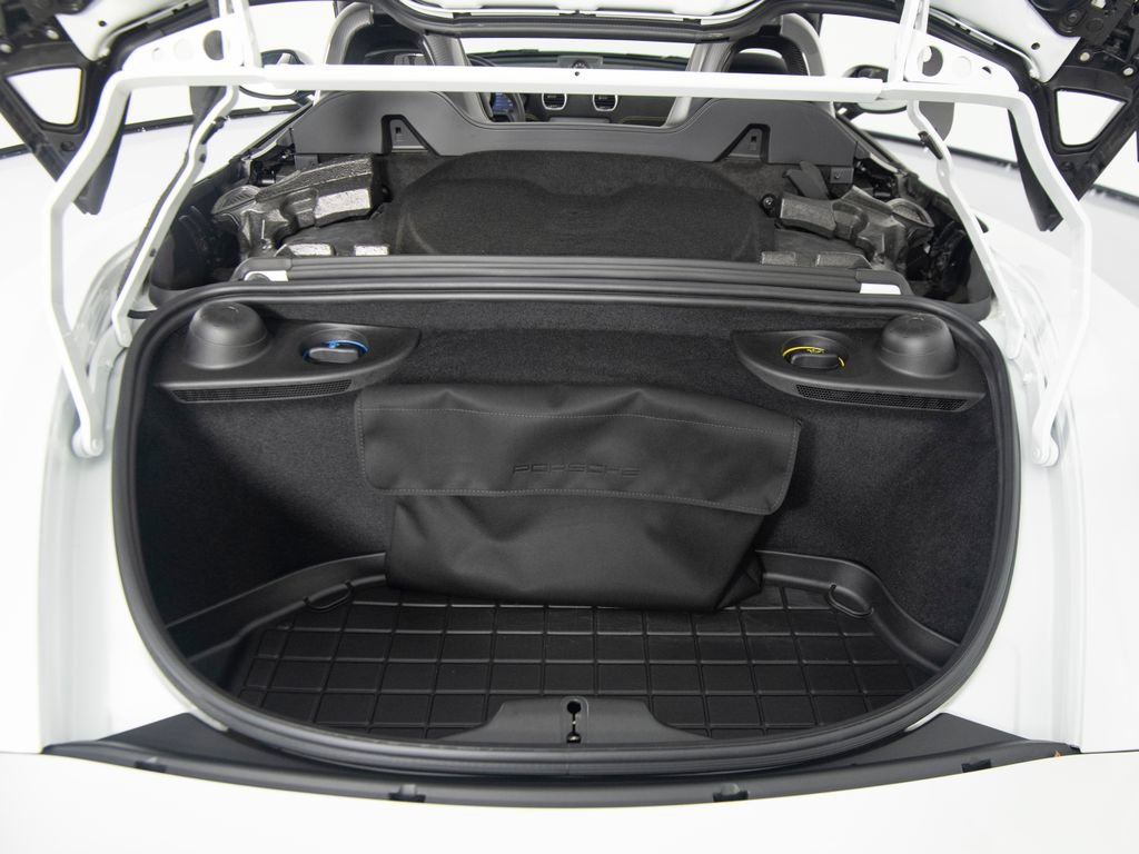 Certified 2025 Porsche 718 Boxster Spyder RS RWD image 52