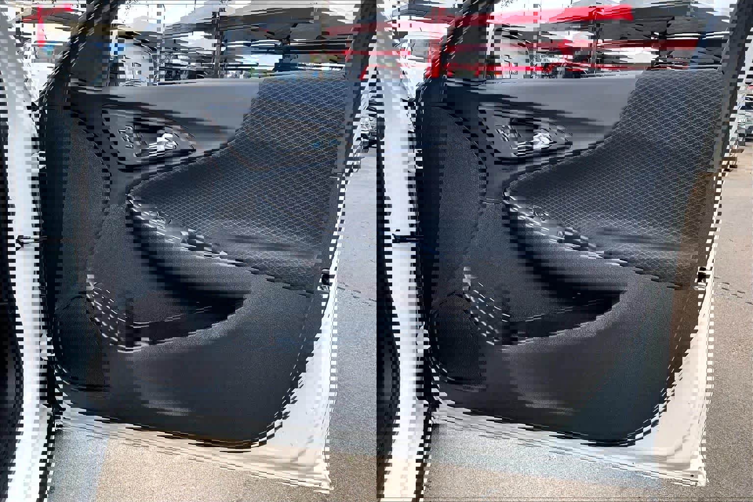 Used 2024 Chevrolet Malibu LT image 23