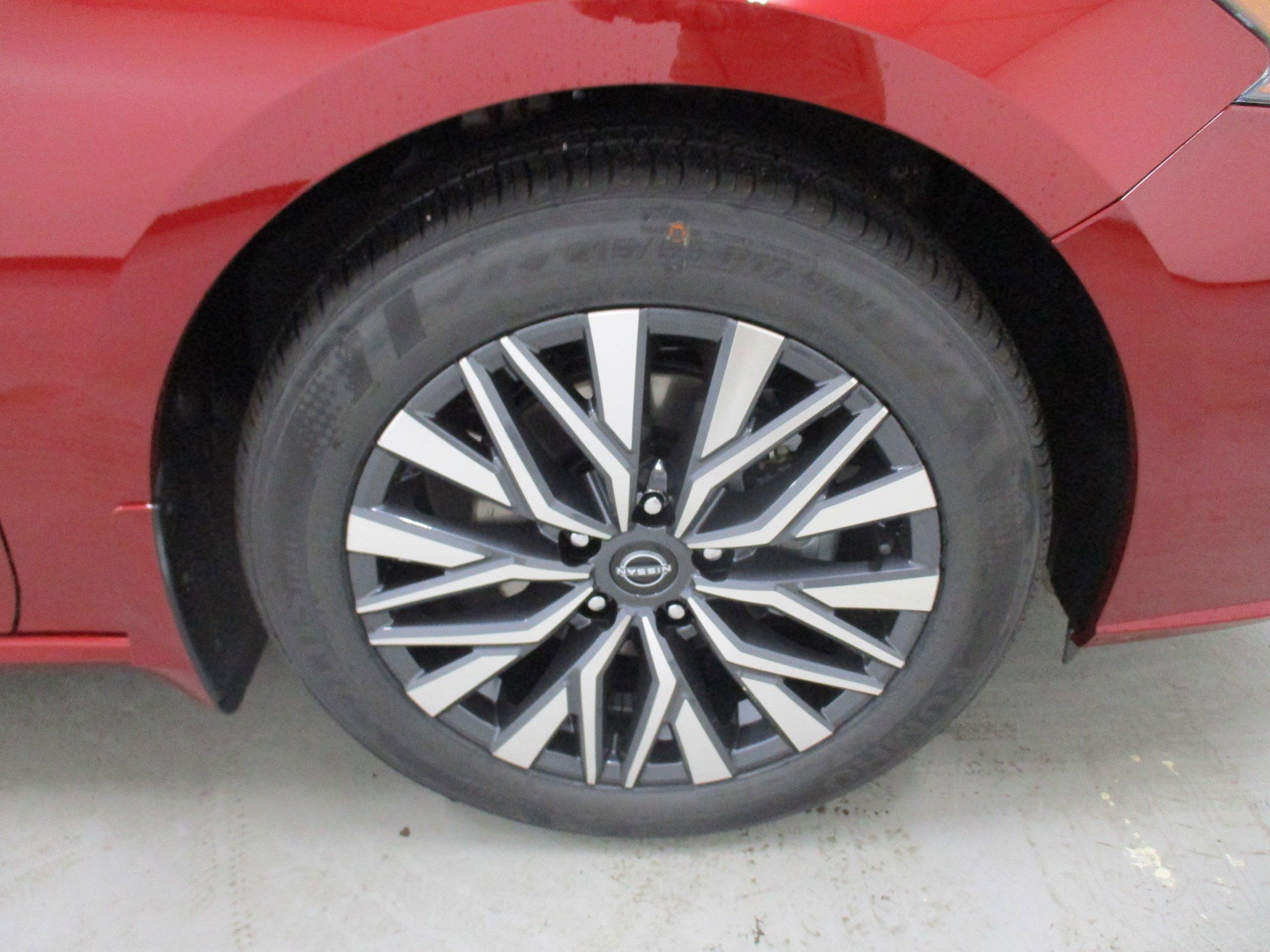 New 2025 Nissan Altima 2.5 SV image 4