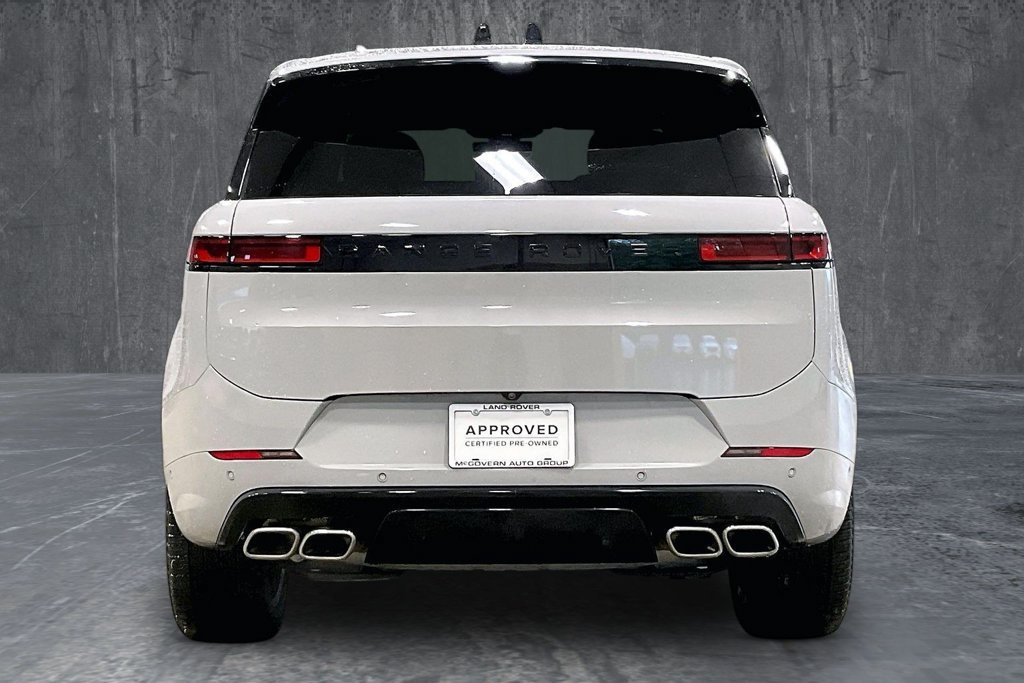 Used 2025 Land Rover Range Rover Sport Dynamic SE AWD/4WD image 6