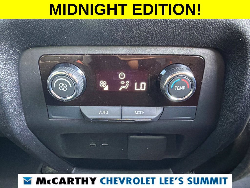 Used 2024 Chevrolet Traverse LT FWD image 35