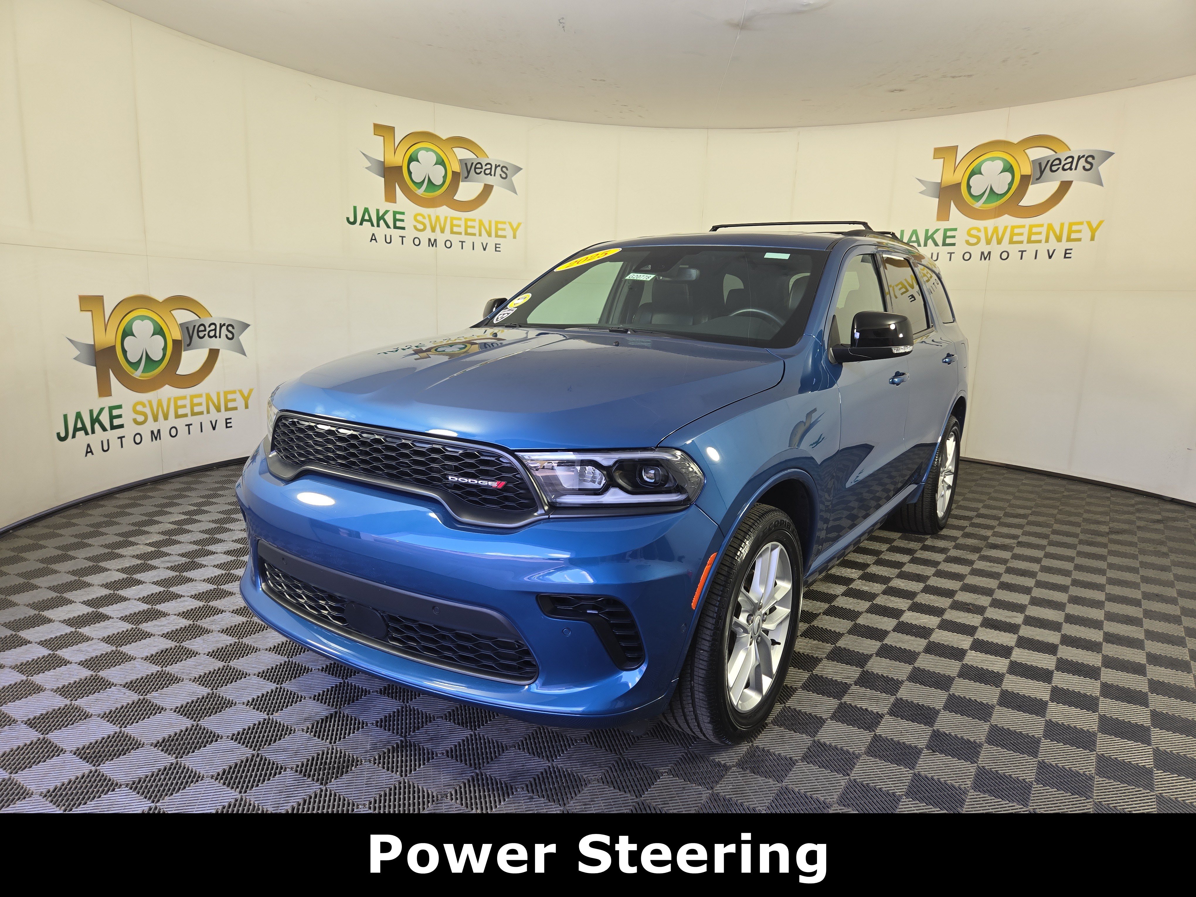 Used 2025 Dodge Durango GT AWD/4WD image 3