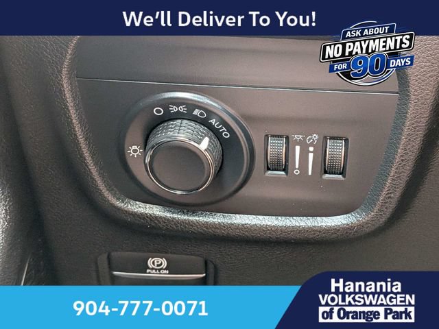 Used 2024 Jeep Grand Cherokee Altitude RWD image 26