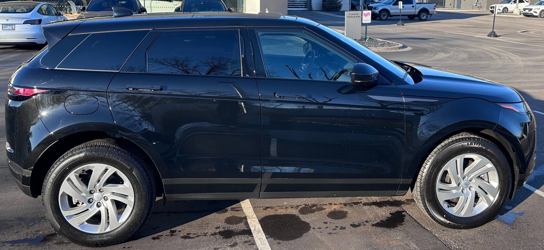 Used 2026 Land Rover Range Rover Evoque S image 4