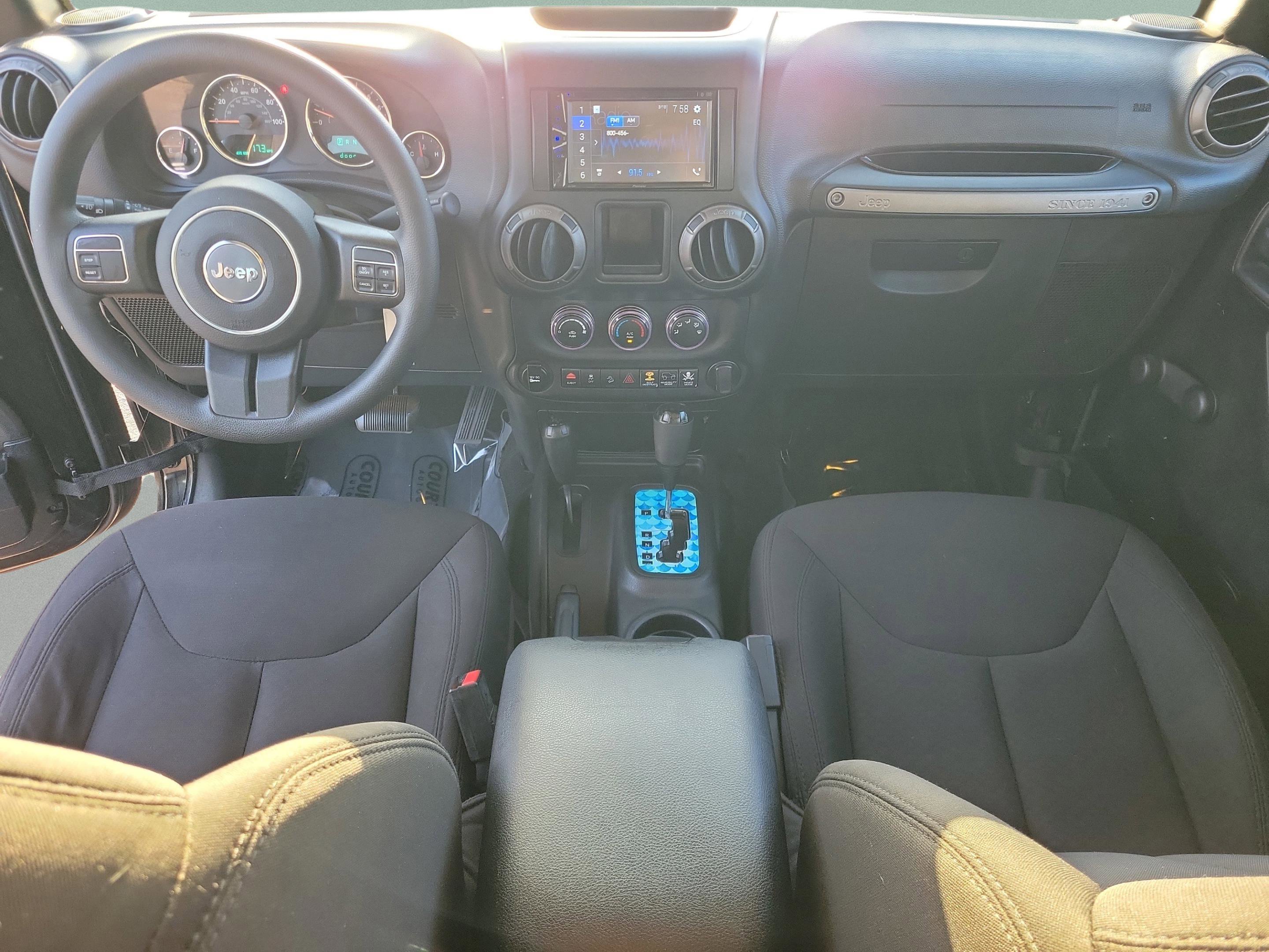 Used 2015 Jeep Wrangler Sport image 13