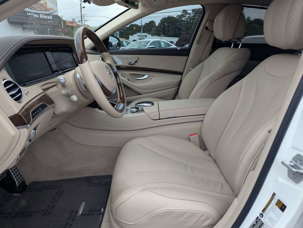Used 2017 Mercedes-Benz S 550 Sedan image 19