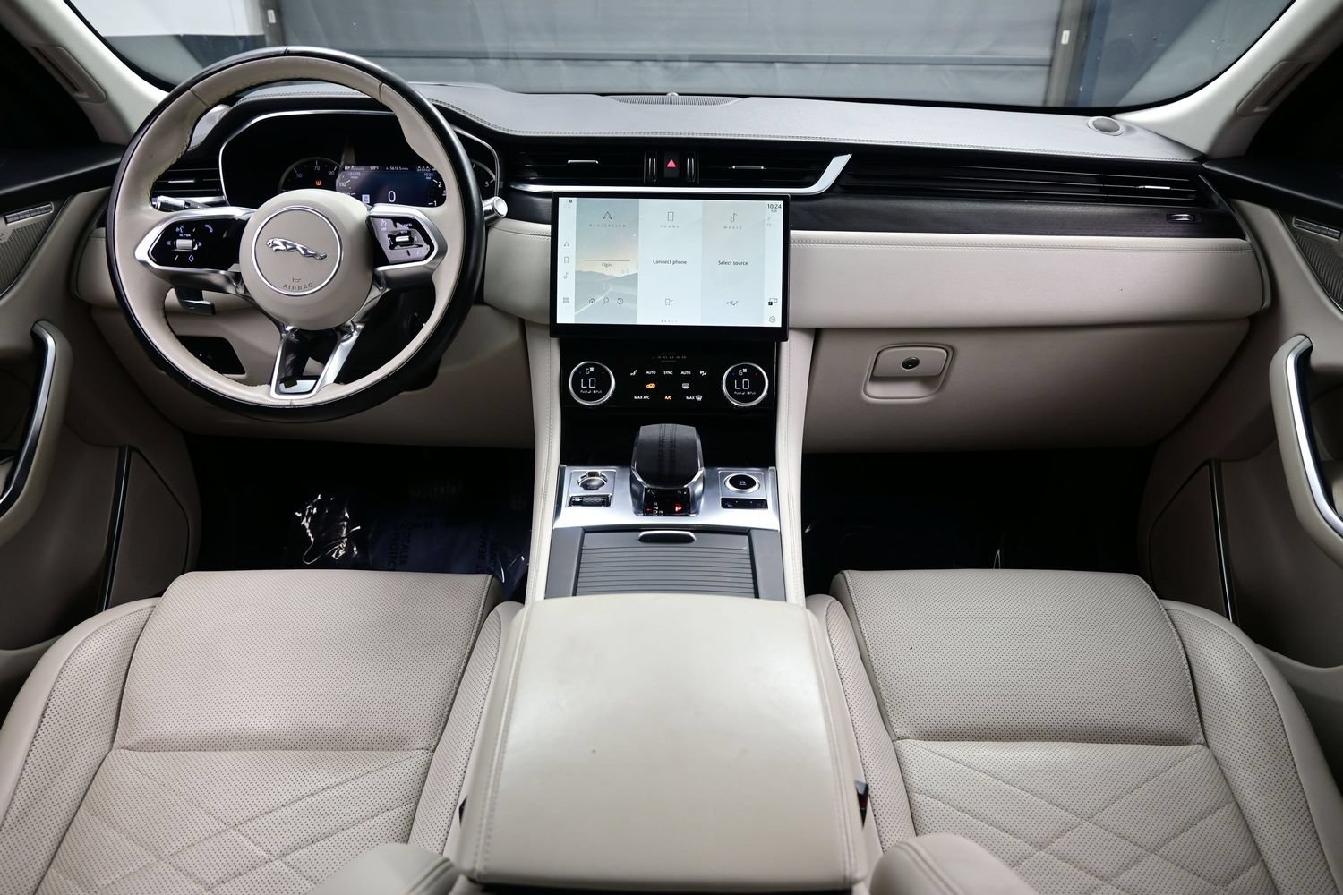 Used 2022 Jaguar F-PACE S AWD/4WD image 19