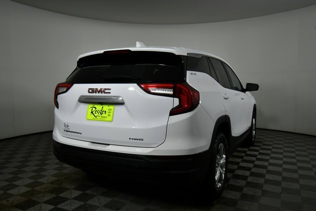 Used 2024 GMC Terrain SLE image 11