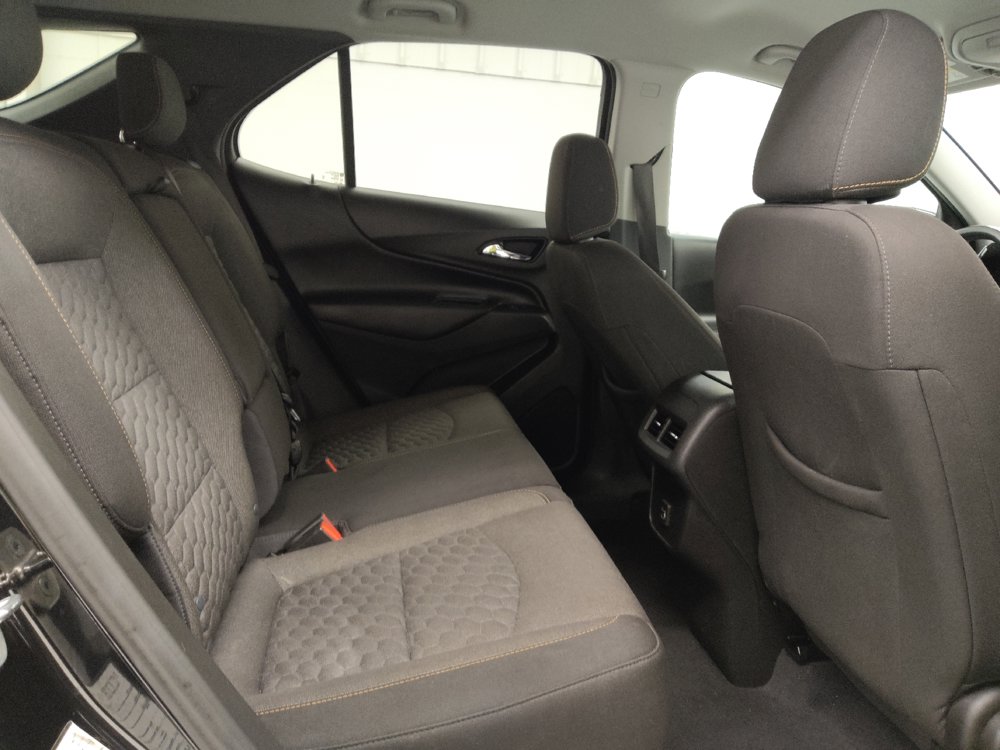 Used 2019 Chevrolet Equinox LT w/ Driver Convenience Package AWD/4WD image 19