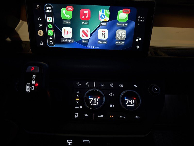 Used 2020 Land Rover Defender 110 HSE image 23