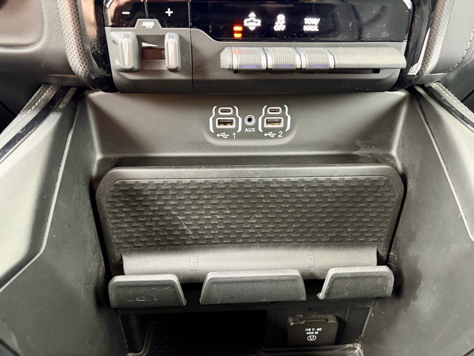 Used 2024 RAM 1500 Limited image 31