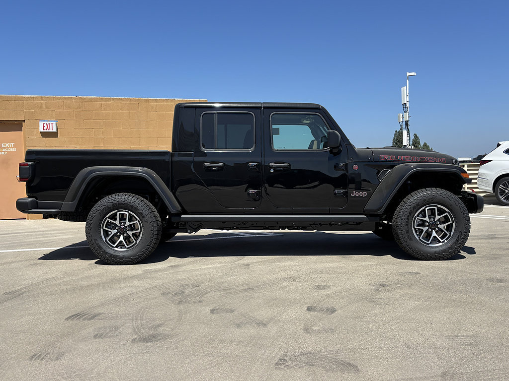 New 2026 Jeep Gladiator Rubicon AWD/4WD image 2